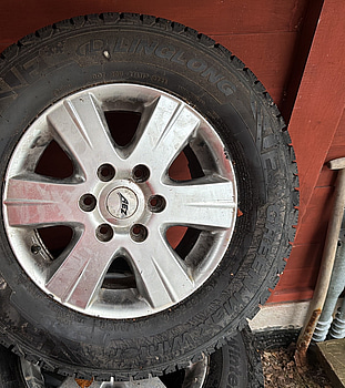 Hjul Linglong 235/65R16C med fälg