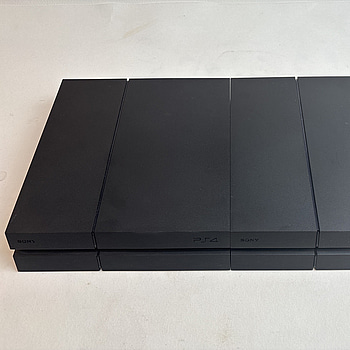 2 st. Konsoler Playstation 4 500GB