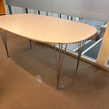 Bord Fritz Hansen Superellips, 150x100 cm