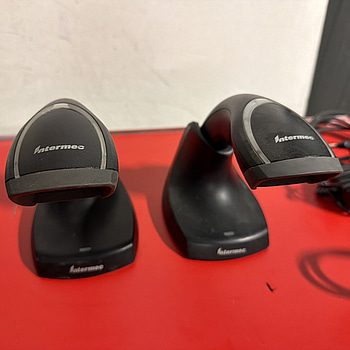 Barkodskanner Intermec SG20, två dockningsstationer