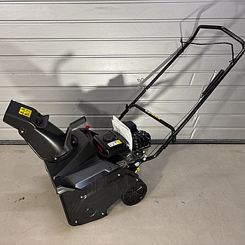 SNÖSLUNGA HURRICANE KC421-F 53 CM BENSIN - RESERVDELSOBJEKT