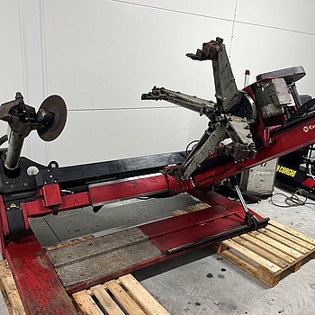 Corghi Monster AG TT – Heavy Duty däckmonteringsmaskin