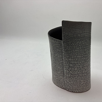 Keramisk vas Rina Menardi, Torre 2, Nordiska Galleriet