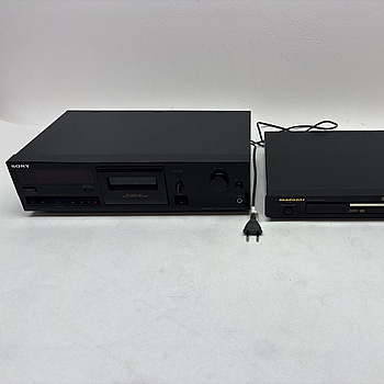 Kassettspelare Sony TC-K215 och DVD-spelare Marantz DV4001