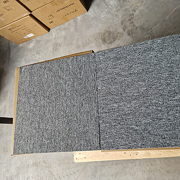 80 m² textilmattor, grå, NY