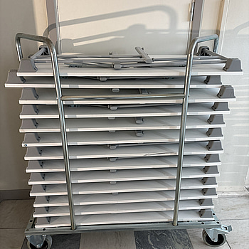 13 st. Konferensbord inkl. vagn