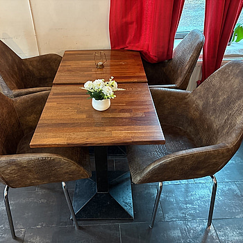 20 st. Stolar och 10 st. Bord