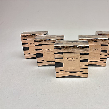 Parfymer Jette Signature