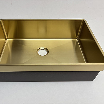 Diskho Haven i rostfritt stål mässing pvd