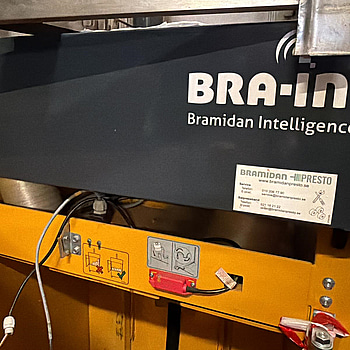 Bramidan press  för kartong / plast