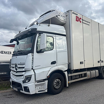 Kylbil MERCEDES BENZ ACTROS -2023 Mätarställning (km): 332682