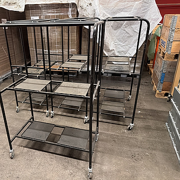4 st. Rullvagn, Bakers AB, metall, svart, fyra hyllor