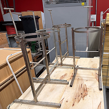 4 st. Sirapsvaggor, metall