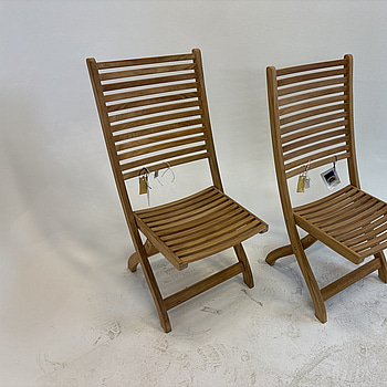 2 st. Ihopfällbara trästolar Brafab Calcutta chair stainless, 1996/Dj6212R. Ord. pris inkl. moms: ca 5000 kr.