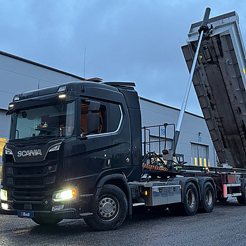 Dragbil med Tipptrailer Scania R520 A 6X4 NB -2018 | Istrail