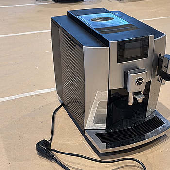 Kaffemaskin, Jura Type E8, moonlight silver