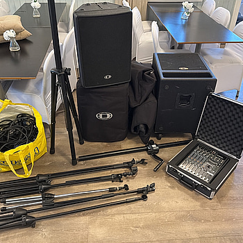 Ljudanläggning - ProFX8-mixer, Dynacord PowerSub 315 samt 2 st Dynacord D12