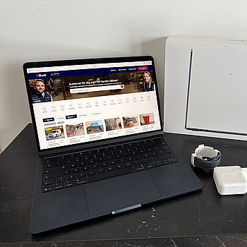 MacBook Air 13 tum, M4-chip, 16 GB, 256 GB -2025