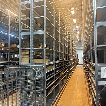 Lagerhyllsystem SSI Schaefer 60 x 130 cm. höjd 297 cm. 9 sektioner.