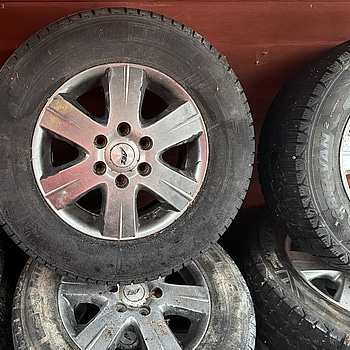 Hjul med fälgar, 235/65R16C