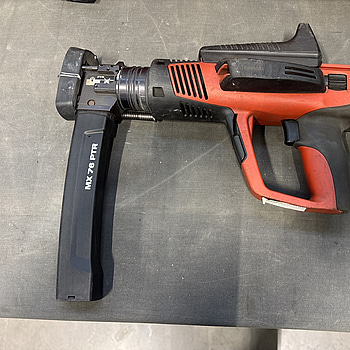Bultpistol krutdriven HILTI