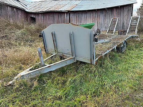 TRAKTORVAGN med ramper Längd 5950 mm  Bredd 2500 mm