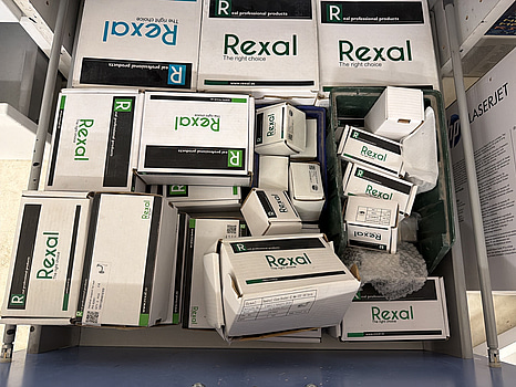 Rexal blandade produkter handräcken och fästen för glas