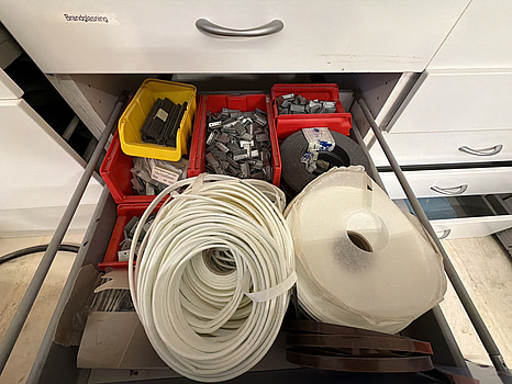 Parti brandglasningsclips och utrustning