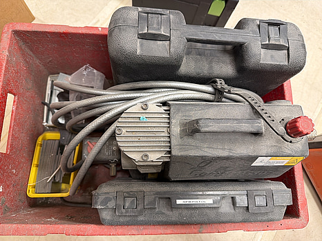 Senco spikpistol set med Aerfast AC 10005 kompressor och extra slang