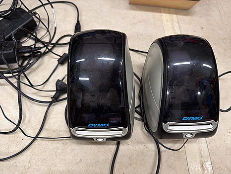 2 st Dymo etikettskrivare