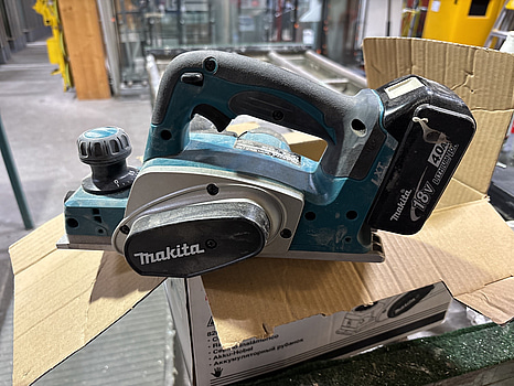Hyvel Makita, DKP180Z inkl. batteri
