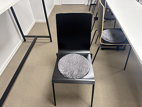 16 st. stapelbara stolar Ikea Martin