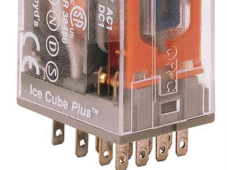 2 st. MIN.RELÄ 4P  GULD 230VAC, C9A42230A