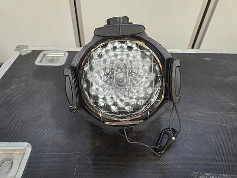 7 st. scenstrålkastare | ETC Source Four PARnel