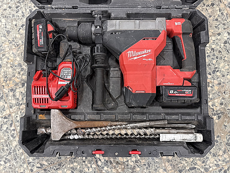 Batteridriven borrhammare Milwaukee M18 FHM