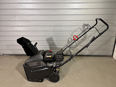 SNÖSLUNGA HURRICANE KC421-F 53CM BENSIN - RESERVDELSOBJEKT