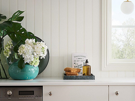 23,2 kvm VÄGGPANEL MOELVEN REGINA PÄRLSPONT VIT 6X620X2435MM