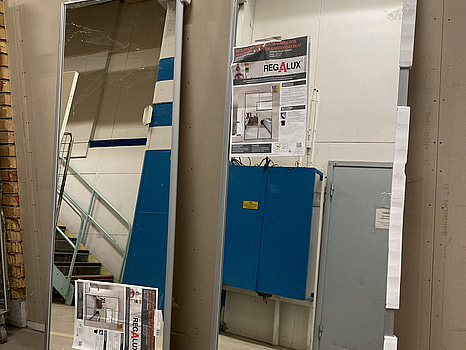 2 st. SKJUTDÖRR REGALUX SPEGEL 2355X922MM SILVER/GRÅ