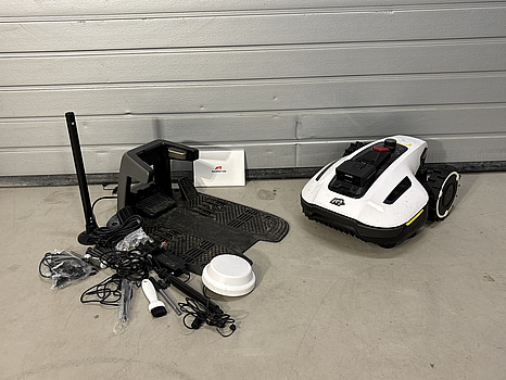 ROBOTGRÄSKLIPPARE MAMMOTION YUKA MINI 600M - RESERVDELSOBJEKT