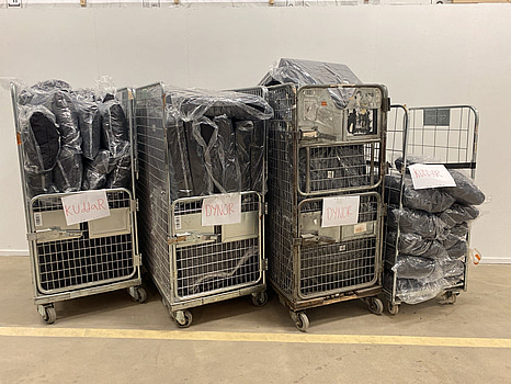 Parti med sittdynor och kuddar till utemöbler, glänsig svart, varierande storlekar