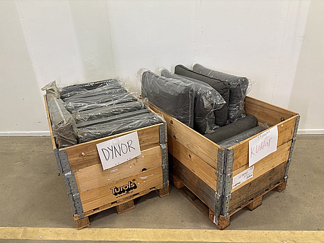 Parti med kuddar och dynor för utemöbler, varierande storlek i grå