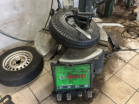 Däckmaskin Bosch TC 4430