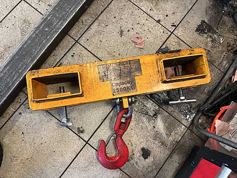 Gaffelkrok MK25, kapacitet 2500 kg