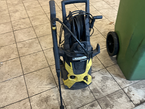 Kärcher högtryckstvätt och dammsugare