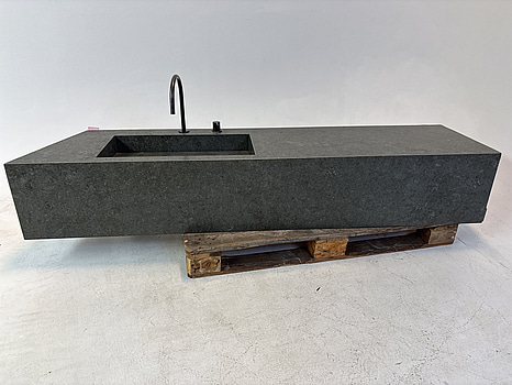 Inbyggd diskho i sten Bricmate, inkl. blandare Tapwell