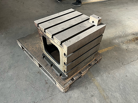 1 st. T-spårsbord / maskinbord i gjutjärn – tung industrikvalitet