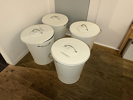4 st. soptunnor med lock IKEA