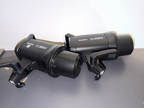 2st Blixthuvuden Godox SL100D