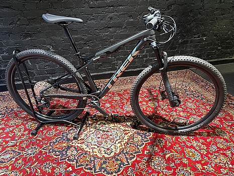 NY Trek Supercaliber Mtb