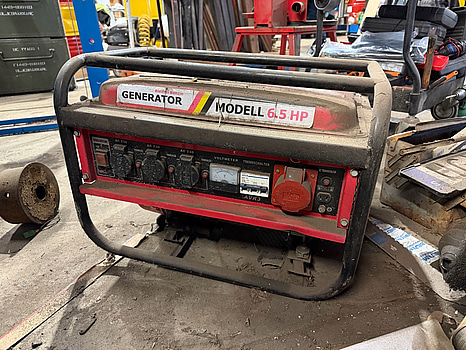 Generator modell 6.5 HP, bensindriven, portabel